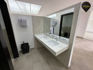 Foto 3 de Local de arriendo en Plaza Río Sol – código:21629