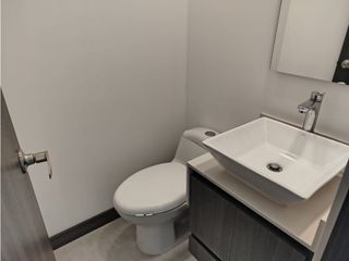 Foto 12 de Arriendo Hermoso aparta estudio en Poblado Ciudad del Rio