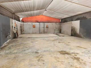 Foto 8 de Venta y/o Alquiler De Local Comercial En Lince