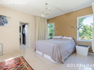 Foto 25 de Casa Moderna en Venta con Doble Bosque en Los Castores - Nordelta