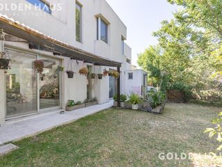 Foto 18 de Casa Moderna en Venta con Doble Bosque en Los Castores - Nordelta