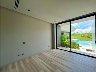 Foto 6 de Con una arquitectura contemporánea y un paisajismo espectacular