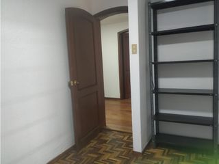 Foto 8 de La Kennedy, Casa Comercial en Renta, 200m2, 4 Ambientes