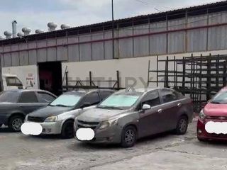 Foto 11 de GALPÓN INDUSTRIAL UBICADO EN ARTERIA COMERCIAL DE MANTA