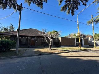 Foto 1 de Chalet en venta en Quilmes Oeste
