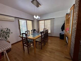 Foto 8 de Chalet en venta en Quilmes Oeste