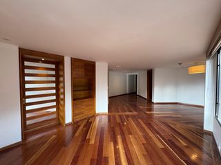 Foto 6 de Exclusivo Apartamento en Alquiler en Rosales Bajo, Bogotá