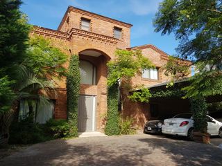 Foto 4 de FABULOSA CASA RESIDENCIAL - Los Castores Nordelta