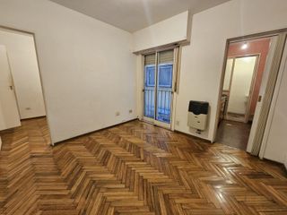 Foto 1 de San Ireneo 300 2 Ambientes en Caballito en Alquiler