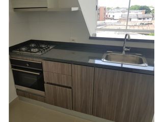 Foto 2 de Arriendo apartaestudio skyros 79