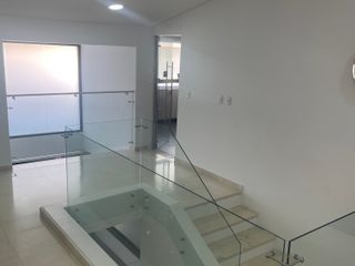Foto 20 de Venta De Casa, Local, Sur De Cali, Ciudad Jardin