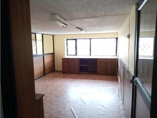 Foto 12 de La Magdalena, Local Comercial en Renta, 250m2, 4 Ambientes