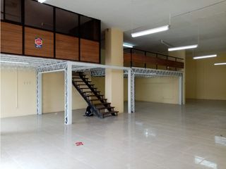 Foto 1 de La Magdalena, Local Comercial en Renta, 250m2, 4 Ambientes