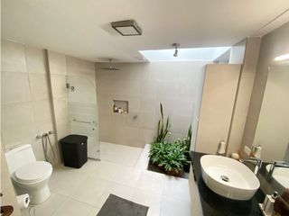 Foto 32 de Monteserrín, Departamento Venta, 130m2, 3 Habitaciones 1 parqueadero