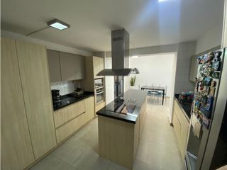 Foto 3 de Monteserrín, Departamento Venta, 130m2, 3 Habitaciones 1 parqueadero