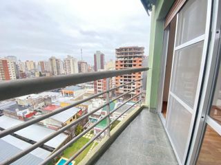 Foto 3 de Departamento en  alquiler de 2 ambientes con cochera