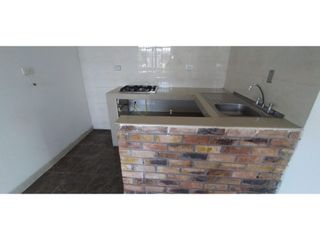 Foto 2 de SE ARRIENDA APARTAMENTO EN SEGUNDO PISO BARRIO LUIS MARIA JIMENEZ