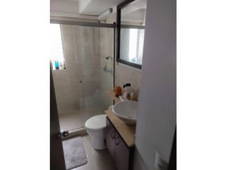 Foto 4 de APARTAMENTO EN VENTA LA FLORA P10 100M2 3HB 3BÑ 2PQLINEA DP