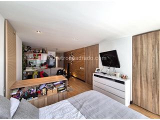Foto 1 de Aparta- Estudio en venta ubicado en puente largo de área 39 metros
