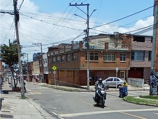 Foto 1 de ACSI 1099. Se vende casa en Bogotá en el 20 de Julio