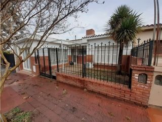 Foto 1 de CASA EN CORDOBA BARRIO OLIVOS