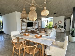 Foto 1 de Venta de casa de 3 dormitorios a la laguna en el Barrio San Rafael, Villanueva