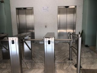 Foto 6 de Impecables oficinas amuebladas en alquiler