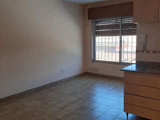Foto 2 de Departamento - Llavallol