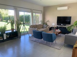 Foto 3 de Casa en  lote central Barrio San Matias, Escobar