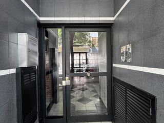 Foto 11 de Venta departamento 2 ambientes con balcón en Balvanera