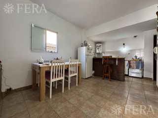 Foto 2 de Venta departamento 2 ambientes con balcón en Balvanera