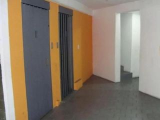 Foto 1 de Cochera a la venta en Edificio de cocheras - Once