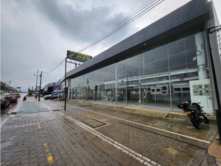 Foto 14 de Local vitrina comercial Calle 127