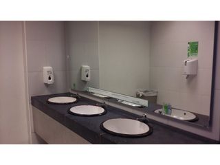 Foto 8 de Arrienda Oficinas Autopista Medellín 2.132 M2