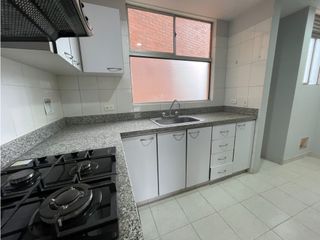 Foto 2 de APARTAMENTO EN ARRIENDO SECTOR CASTROPOL - POBLADO