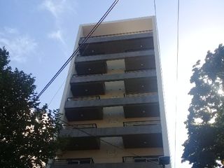 Foto 1 de Semipiso en alquiler en Quilmes Centro