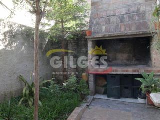 Foto 25 de Venta de Ph 3 Amb.  en Lomas Del Mirador  Pta. Baja al Fte.