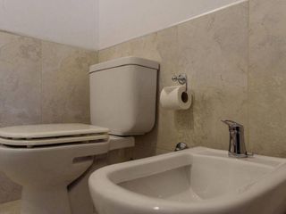 Foto 12 de Lindísimo estudio con balcón en zona Guemes!!