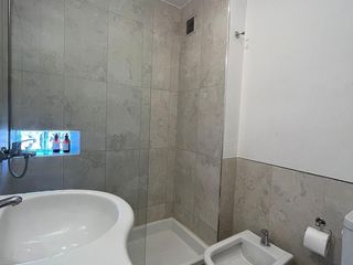 Foto 23 de Lindísimo estudio con balcón cerca Guemes