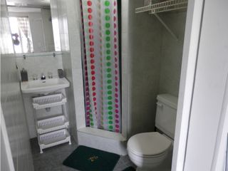 Foto 12 de CASA EN VENTA EN CEDRITOS RENTABLE CON 6 APARTAMENTOS AMOBLADOS