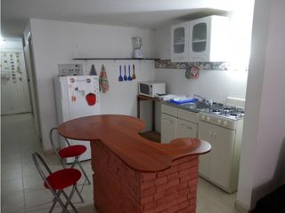 Foto 6 de CASA EN VENTA EN CEDRITOS RENTABLE CON 6 APARTAMENTOS AMOBLADOS