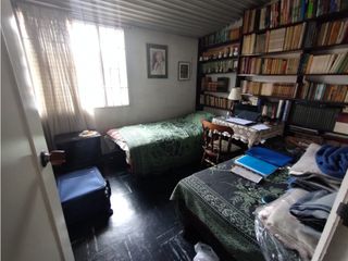 Foto 6 de Casa en venta en La Esmeralda para remodelar