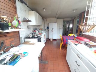 Foto 9 de Casa en venta en La Esmeralda para remodelar