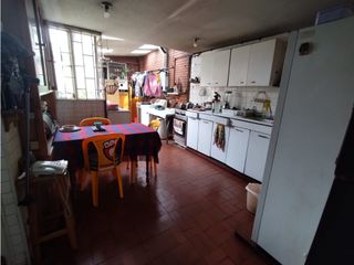 Foto 10 de Casa en venta en La Esmeralda para remodelar