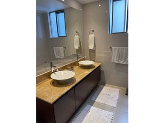 Foto 9 de Apartamento de 153 m2 en Venta en Colina Campestre