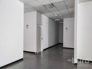 Foto 4 de LOCAL COMERCIAL EN ALQUILER EN CONQUISTADORES SAN ISIDRO