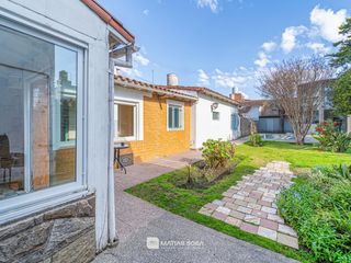 Foto 24 de Venta - 2 casas con gran parque y pileta -  Zona Pompeya