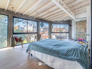 Foto 30 de Venta - 2 casas con gran parque y pileta -  Zona Pompeya