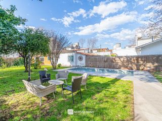 Foto 23 de Venta - 2 casas con gran parque y pileta -  Zona Pompeya
