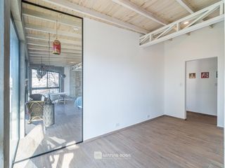 Foto 35 de Venta - 2 casas con gran parque y pileta -  Zona Pompeya